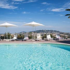 Villa Contessina, hotel u gradu Cossignano