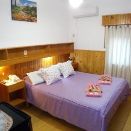 Hotel Ideal โรงแรมในมอนเตการ์โล