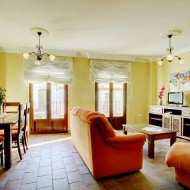Apartamento dúplex centro con garaje gratuito, hotel a Ronda