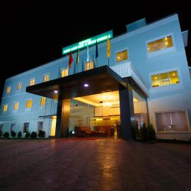 Hotel Gopalapuram International, hotel Pollácsiban