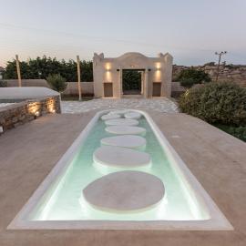Naxos Euphoria Suites, готель у місті Стеліда