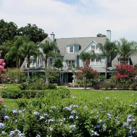 Heron Cay Lakeview Bed & Breakfast، فندق في مونت دورا