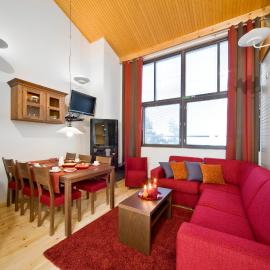 Holiday Club Pyhä HolySuites, hotel in Pyhätunturi