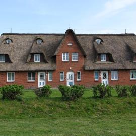 Reetdachhaus Deichkrone, Hotel in Nordstrand