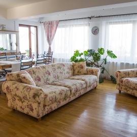 Silvia's Apartment, khách sạn ở Voluntari