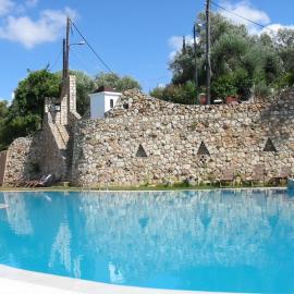 Shambala Apartments, Hotel in Liapades