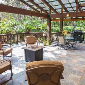 Hale Mauna Loa Upper Level with shared Hot Tub, hotel a Volcano