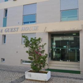 Arenilha Guest House, hotel in Vila Real de Santo António