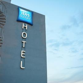 Ibis Budget Fréjus St Raphaël centre plages gare TGV, hotell i Fréjus