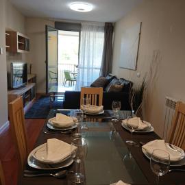 Apartamento Pirineo Aragonés, hotel in Latas