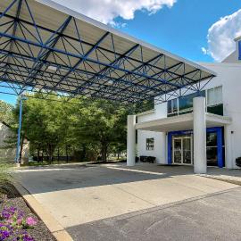 Motel 6 King Of Prussia PA, hotel u gradu 'King of Prussia'