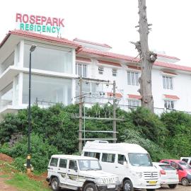 Rosepark Residency- Opposite Rosegarden, hotel din Ooty