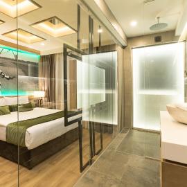 Eden Luxury Suites Terazije، فندق في بلغراد