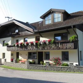 Ferienwohnung Fam Alfons Geiler, Hotel in Heinfels