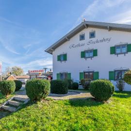 Coffee Fellows Hotel Irschenberg Süd، فندق في إرشينبرغ