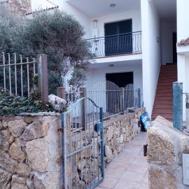 Gli Ulivi – hotel w mieście Valledoria