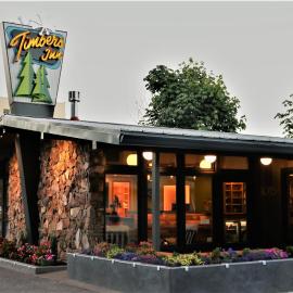 유진에 위치한 호텔 Timbers Inn