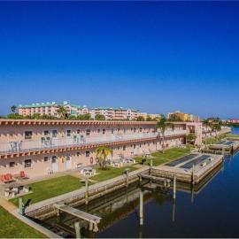 Belleview Gulf Condos, hotel in Clearwater Beach
