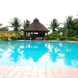 Cesar's Tropical Hotel, hótel í Villa Tunari