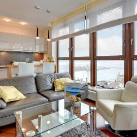 SEA TOWERS Panorama Apartments by Noclegi Renters, Hotel in Gdynia