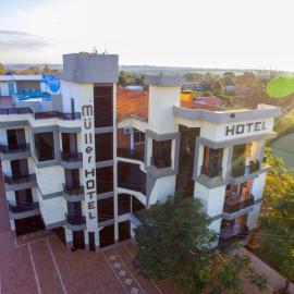 Müller Hotel، فندق في Bella Vista
