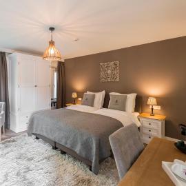 Charmehotel Klokkenhof, hotel u gradu 'Brasschaat'
