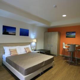 Turin Airport Hotel & Residence, hotell i San Francesco al Campo