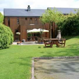 Suzanne's Cottage, hotel i Rochehaut