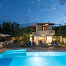 Proimos Maisonnettes, hotel a Plataniás