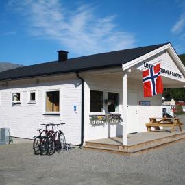 Løkvollstranda camping As, hotel em Samuelsberg