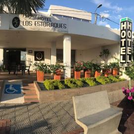 Hotel Los Estoraques, hotel u gradu 'Aguachica'