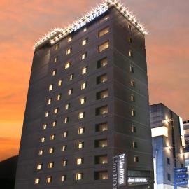 Lion Hotel, hotel em Busan
