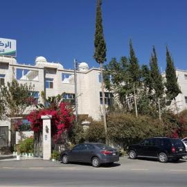 الركائز للشقق المخدومة, hotel Al-Hadában