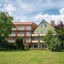 Viesnīca Weinhotel Rose pilsētā Folkaha
