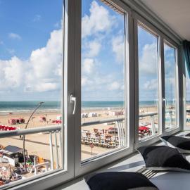 Novo panoramic sea view, hotel u gradu 'De Panne'