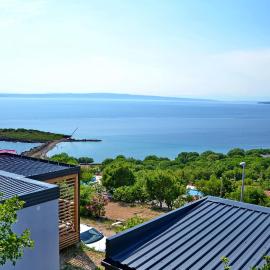 Mobile Homes Mediteran Campsite Klenovica、クレノヴィツァのホテル