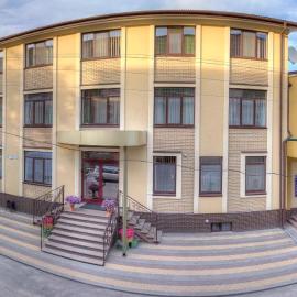 Viesnīca Nashe Misto Guest House pilsētā Koveļa