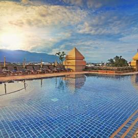 Duangtawan Hotel Chiang Mai, hotel i Chiang Mai