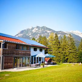 Jugendherberge Mittenwald, hotel v destinácii Mittenwald
