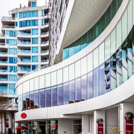 Pinnacle Hotel at the Pier, ξενοδοχείο σε Βόρειο Βανκούβερ
