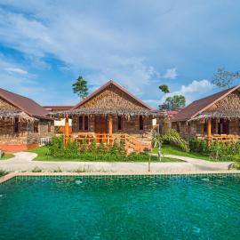 Pinthong Aonang Villa, hotel in Ao Nang Beach