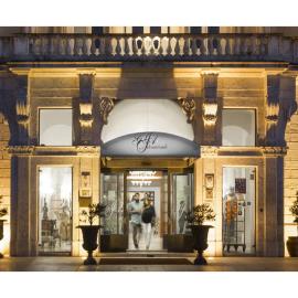 Grande Albergo Internazionale، فندق في برينديسي
