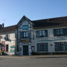 Hôtel Au Bord du Monde, hotel Neuvy-sur-Barangeonban
