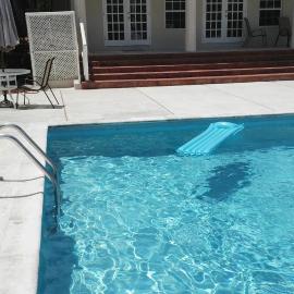 1002 Crystal Court Condominiums, hotel din Saint James