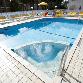 Hotel Giunchi, hotel sa Cervia