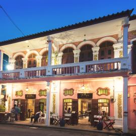 2ROOMS Boutique House, hotel in Phuket