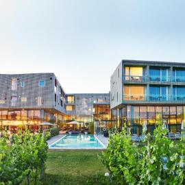 LOISIUM Wine & Spa Hotel Langenlois, готель у місті Ланґенлойс