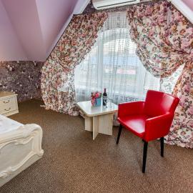 Everest, hotel in Ivano-Frankivsk