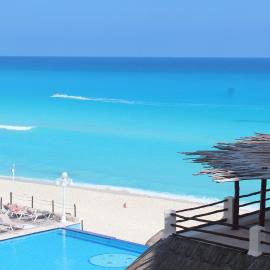 Cancun Plaza - Best Beach, hotel sa Cancún