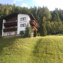 Haus Edelweiß, hotel din Jerzens